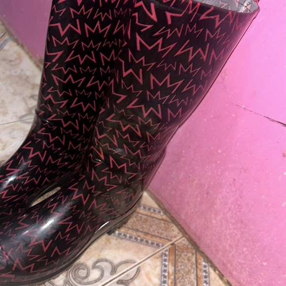 Nicki Minaj Rain Boots - Picture 4 of 4